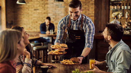 Cursos conversacionales de inglés en Bogotá para empresarios y comunicación profesional